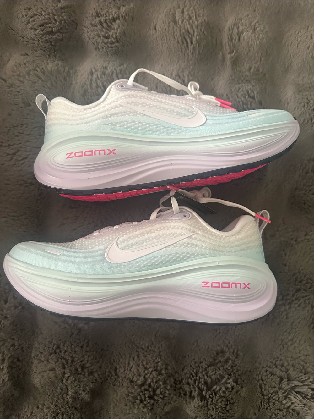 Nike Vomero Plus White & Mint ZoomX Sneakers with Pink Accents